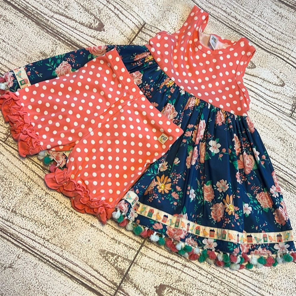 NWOT Wildflowers boutique outfit. Size 8
